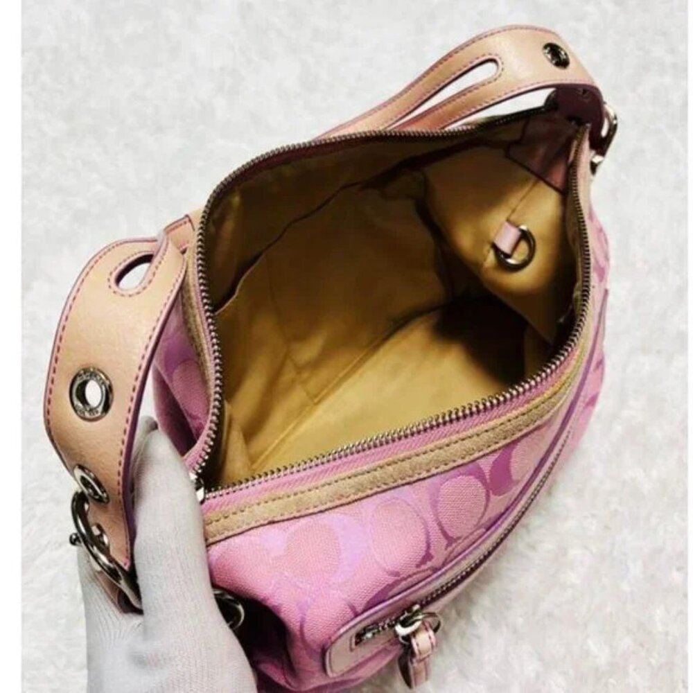 Very*RARE* COACH Y2K Soho Hobo PINK Bag - Picture 5 of 10